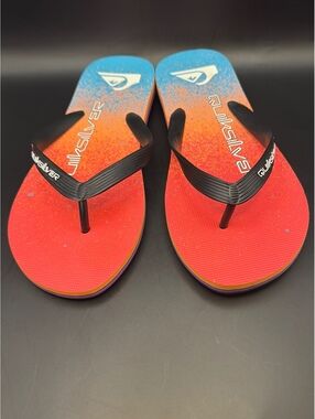 Quiksilver Molokai Art II Flip Flops Men’s Size 11 Red Blue Beach Sandals.